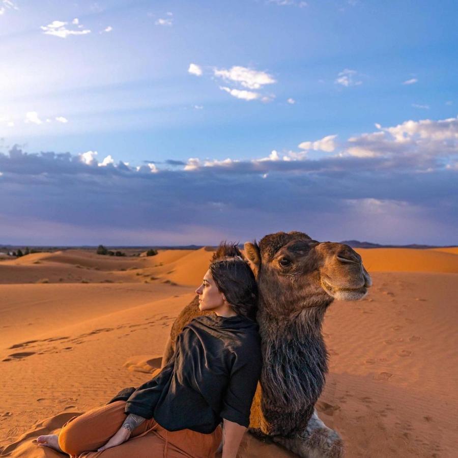 Desert Lover'S Luxury Camp Merzouga Bagian luar foto