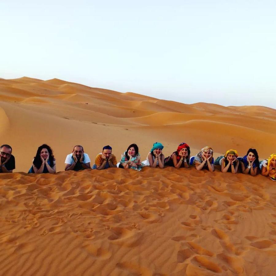 Desert Lover'S Luxury Camp Merzouga Bagian luar foto